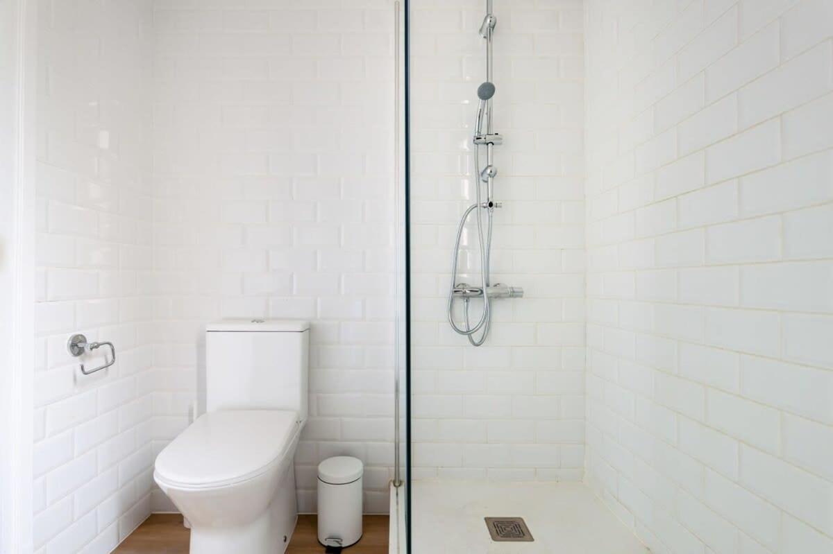 Exclusive Huge 4 Double Bedroom City Center バルセロナ エクステリア 写真