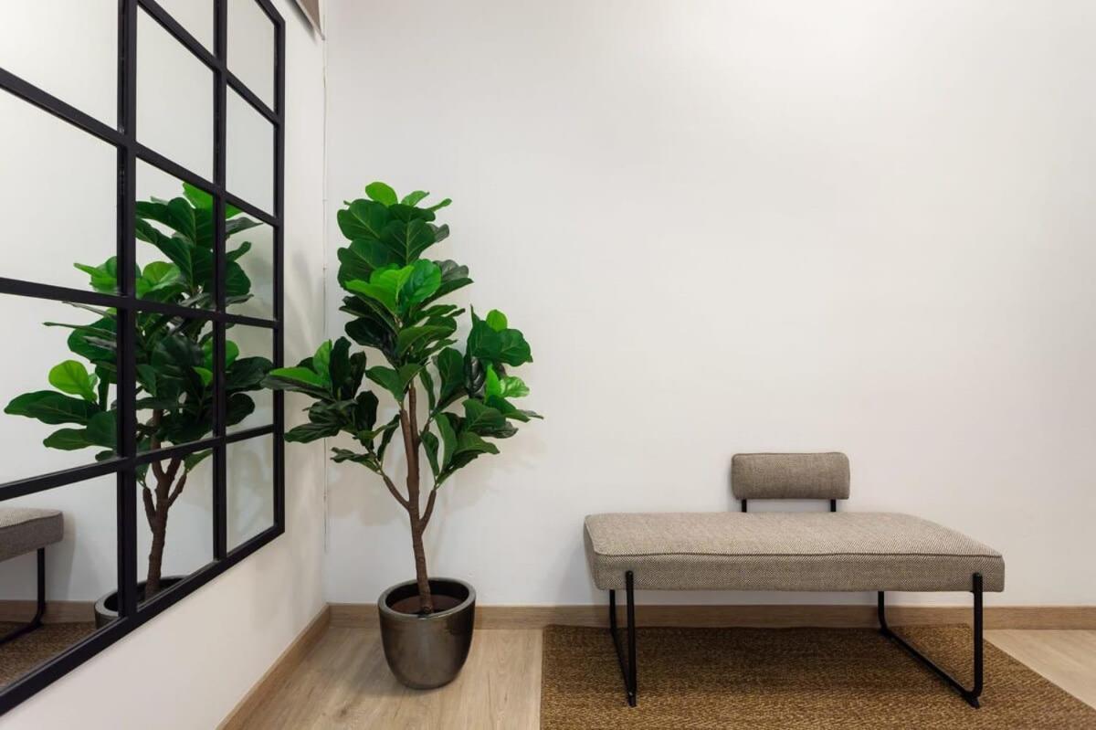 Exclusive Huge 4 Double Bedroom City Center バルセロナ エクステリア 写真